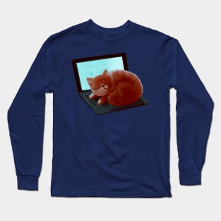 Cute Ginger Cat Asleep on a Laptop Long Sleeve T-Shirt